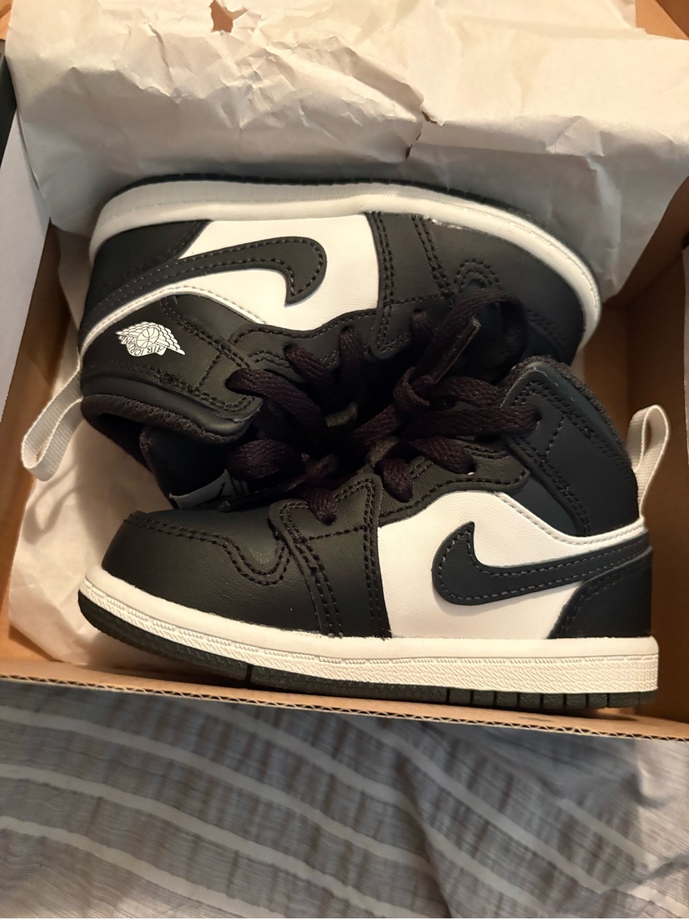 New Jordan 1 Mid (TD) Black/Off-White Toddler Shoes 7C